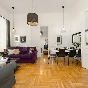 vizitați hotelul